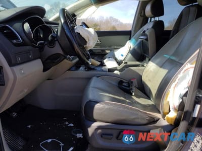 Zdjęcie 7 z 13 samochodu: 2017 KIA SEDONA LX VIN:KNDMB5C11H6236517 - miniatura