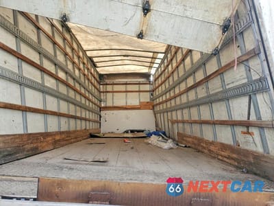 Zdjęcie 10 z 12 samochodu: 2019 FREIGHTLINER M2 106 MED - SEMI TRUCK VIN:3ALACWFC3KDKB8914 - miniatura