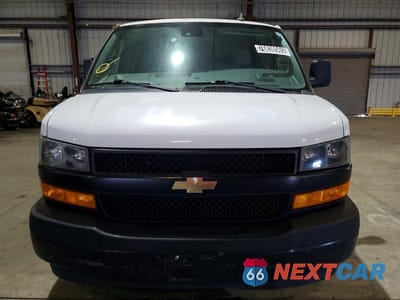 Piąte zdjęcie samochodu w środku: 2021 CHEVROLET EXPRESS 2500 CARGO ** CLN TITLE * PRI FLEET ** VIN:1GCWGAFP4M1175481 - miniatura