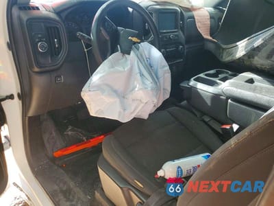 Zdjęcie 8 z 12 samochodu: 2023 CHEVROLET SILVERADO C1500 VIN:3GCNAAED8PG284892 - miniatura