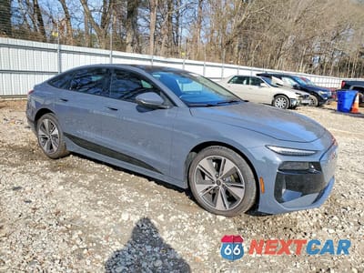 Czwarte zdjęcie samochodu z boku: 2025 AUDI A6 E-TRON PREMIUM PLUS 55 VIN:WAU2CAGH6SA017865 - miniatura