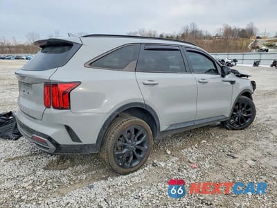 Trzecie zdjęcie samochodu z tyłu: 2022 KIA SORENTO SX VIN:5XYRKDLF1NG118388 - miniatura