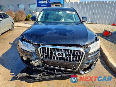 Piąte zdjęcie samochodu w środku: 2014 AUDI Q5 PREMIUM PLUS VIN:WA1LFAFPXEA124357 - miniatura