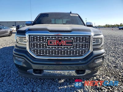 Piąte zdjęcie samochodu w środku: 2017 GMC SIERRA K1500 DENALI VIN:3GTU2PEJ8HG312337 - miniatura
