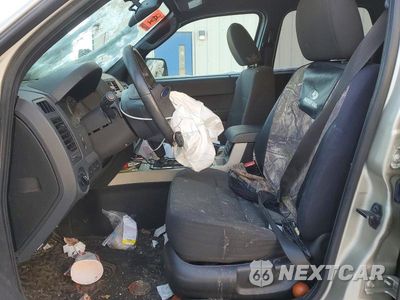 Zdjęcie 7 z 12 samochodu: 2012 FORD ESCAPE XLT VIN:1FMCU9D72CKB26149 - miniatura