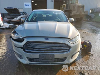 Piąte zdjęcie samochodu w środku: 2015 FORD FUSION S VIN:3FA6P0G73FR150451 - miniatura
