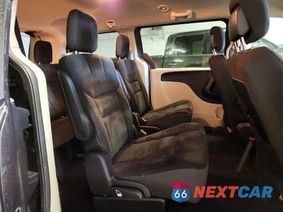 Zdjęcie 11 z 13 samochodu: 2019 DODGE GRAND CARAVAN SE VIN:2C4RDGBG0KR559118 - miniatura