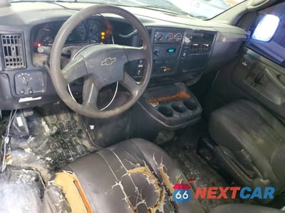 Zdjęcie 8 z 15 samochodu: 2006 CHEVROLET EXPRESS G1500 VIN:1GCFG15X761261792 - miniatura