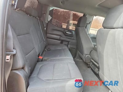 Zdjęcie 10 z 12 samochodu: 2022 CHEVROLET SILVERADO LTD K1500 TRAIL BOSS CUSTOM VIN:3GCPYCEK4NG103783 - miniatura