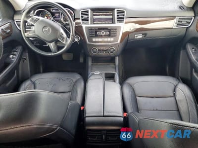 Zdjęcie 8 z 12 samochodu: 2015 MERCEDES-BENZ ML 350 VIN:4JGDA5JB3FA512460 - miniatura