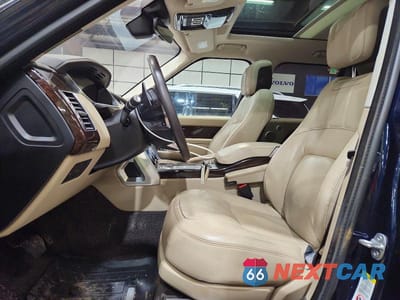 Zdjęcie 7 z 12 samochodu: 2022 LAND ROVER RANGE ROVER VIN:SALGR2SU4NA464564 - miniatura