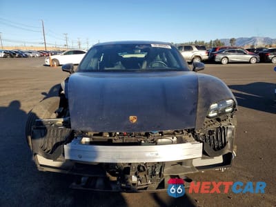 Piąte zdjęcie samochodu w środku: 2023 PORSCHE TAYCAN VIN:WP0AA2Y15PSA14164 - miniatura