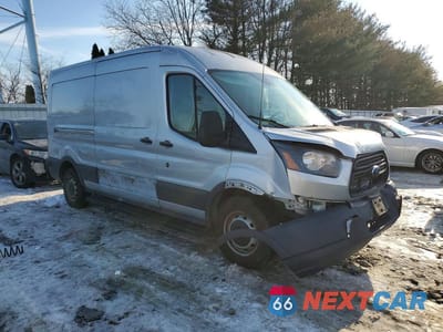 Czwarte zdjęcie samochodu z boku: 2015 FORD TRANSIT 250 SRW MEDIUM ROOF UTILITY / SERVICE VAN VIN:1FTNR2CM4FKB15137 - miniatura