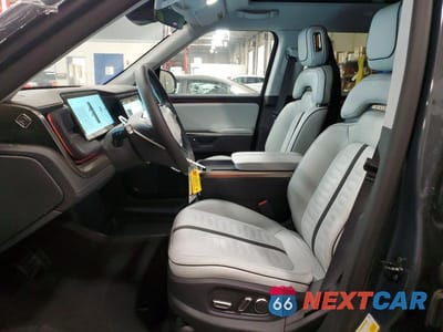 Zdjęcie 7 z 12 samochodu: 2025 RIVIAN R1S ADVENTURE VIN:7PDSGBBA3SN069267 - miniatura