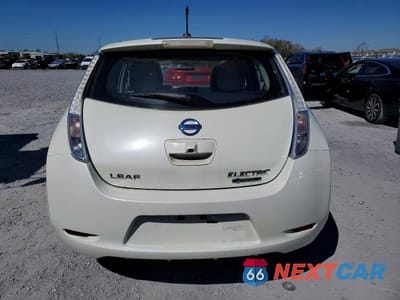 Zdjęcie 6 z 13 samochodu: 2011 NISSAN LEAF SV VIN:JN1AZ0CP6BT009065 - miniatura