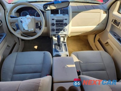 Zdjęcie 8 z 12 samochodu: 2011 FORD ESCAPE XLT VIN:1FMCU0DG0BKA93789 - miniatura