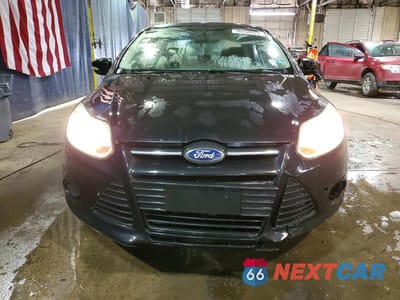 Piąte zdjęcie samochodu w środku: 2013 FORD FOCUS SE VIN:1FADP3F26DL380530 - miniatura