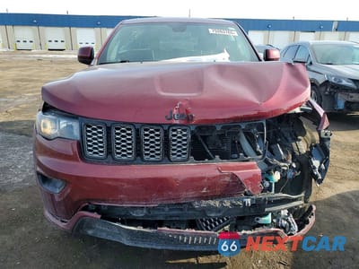 Piąte zdjęcie samochodu w środku: 2022 JEEP GRAND CHEROKEE LAREDO E VIN:1C4RJFAG3NC146885 - miniatura