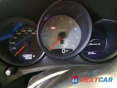 Zdjęcie 9 z 14 samochodu: 2021 PORSCHE MACAN S VIN:WP1AB2A56MLB36317 - miniatura