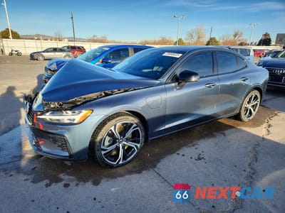 2023 VOLVO S60 PLUS 7JRH60FW4PG249336 - główne zdjęcie licytacji z USA - miniatura
