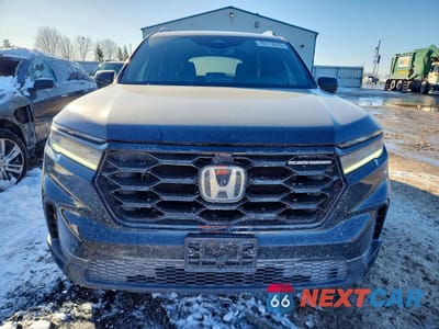 Piąte zdjęcie samochodu w środku: 2024 HONDA PILOT ELITE VIN:5FNYG1H86RB500306 - miniatura