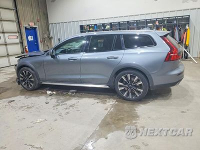 Drugie zdjęcie samochodu z przodu: 2020 VOLVO V60 CROSS COUNTRY T5 MOMENTUM VIN:YV4102WK4L1040926 - miniatura