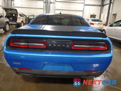 Zdjęcie 6 z 11 samochodu: 2015 DODGE CHALLENGER SXT PLUS VIN:2C3CDZBT1FH910102 - miniatura