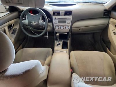 Zdjęcie 8 z 12 samochodu: 2011 TOYOTA CAMRY BASE VIN:4T1BF3EKXBU150370 - miniatura