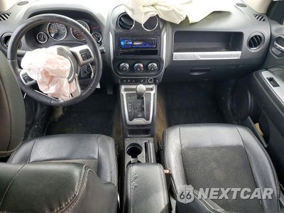 Zdjęcie 8 z 12 samochodu: 2016 JEEP COMPASS LATITUDE VIN:1C4NJDEB2GD782096 - miniatura