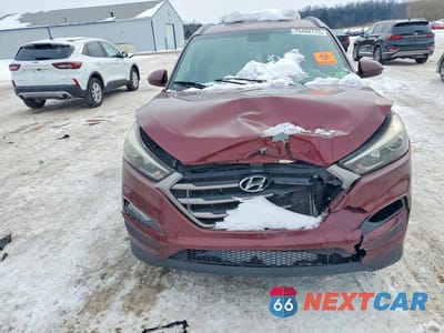 Piąte zdjęcie samochodu w środku: 2016 HYUNDAI TUCSON LIMITED VIN:KM8J3CA46GU139501 - miniatura