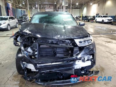 Piąte zdjęcie samochodu w środku: 2024 FORD EXPLORER XLT VIN:1FMSK8DH5RGA17426 - miniatura