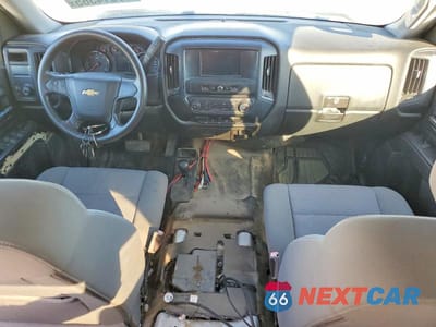 Zdjęcie 8 z 11 samochodu: 2018 CHEVROLET SILVERADO K1500 VIN:3GCUKNEC0JG236771 - miniatura