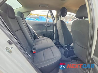 Zdjęcie 10 z 13 samochodu: 2022 KIA RIO LX VIN:3KPA24AD1NE434594 - miniatura