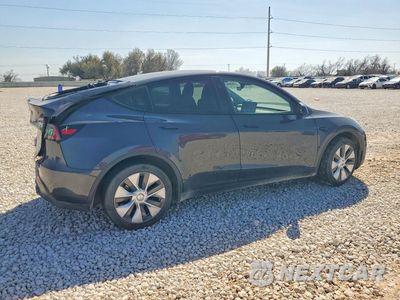Trzecie zdjęcie samochodu z tyłu: 2024 TESLA MODEL Y VIN:7SAYGDEEXRA233747 - miniatura