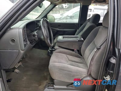 Zdjęcie 7 z 11 samochodu: 2005 CHEVROLET SILVERADO K1500 VIN:1GCEK19Z65Z276581 - miniatura