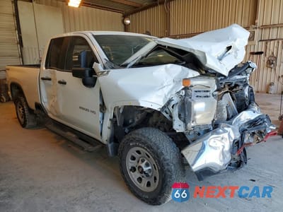 Czwarte zdjęcie samochodu z boku: 2023 CHEVROLET SILVERADO K2500 HEAVY DUTY VIN:1GC2YLE70PF251729 - miniatura