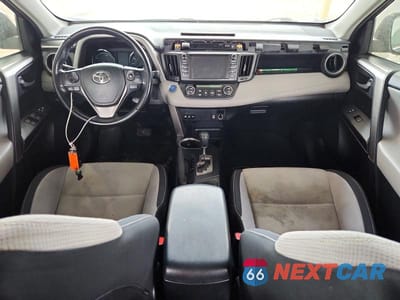 Zdjęcie 8 z 13 samochodu: 2017 TOYOTA RAV4 HYBRID XLE VIN:JTMRJREV7HD075831 - miniatura