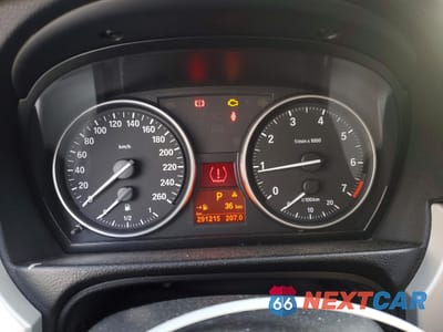 Zdjęcie 9 z 13 samochodu: 2009 BMW 323 I VIN:WBAPG73559A641028 - miniatura