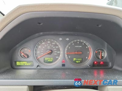 Zdjęcie 9 z 12 samochodu: 2004 VOLVO XC90 VIN:YV1CZ59H941067697 - miniatura