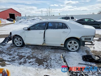 Drugie zdjęcie samochodu z przodu: 2010 CHEVROLET MALIBU LS VIN:1G1ZB5E09AF203449 - miniatura