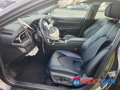 Zdjęcie 7 z 11 samochodu: 2020 TOYOTA CAMRY HYBRID SE VIN:4T1G31AK7LU534357 - miniatura