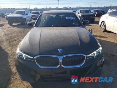 Piąte zdjęcie samochodu w środku: 2023 BMW 330XI VIN:3MW89FF01P8D17043 - miniatura
