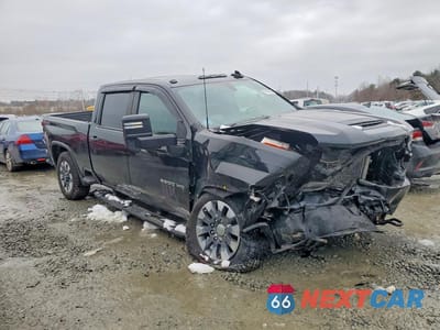 Czwarte zdjęcie samochodu z boku: 2022 CHEVROLET SILVERADO K2500 CUSTOM VIN:2GC4YME75N1240468 - miniatura