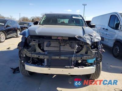 Piąte zdjęcie samochodu w środku: 2025 TOYOTA TACOMA DOUBLE CAB VIN:3TYKD5HN3ST028468 - miniatura