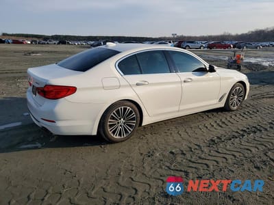 Trzecie zdjęcie samochodu z tyłu: 2018 BMW 540 XI VIN:WBAJE7C54JWD49599 - miniatura