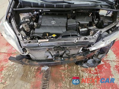 Zdjęcie 12 z 12 samochodu: 2015 TOYOTA SIENNA LE 8-PASSENGER VIN:5TDKK3DC2FS687917 - miniatura