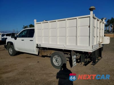 Drugie zdjęcie samochodu z przodu: 2021 CHEVROLET SILVERADO 2500 HD - FLATBED DUMP TRUCK *** PRIOR FLEET *** VIN:1GB5WLE76MF236400 - miniatura