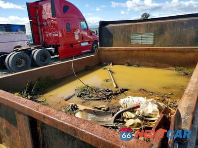 Zdjęcie 10 z 13 samochodu: 1992 FORD F350 DUMP TRUCK VIN:2FDJF37G6NCA17940 - miniatura