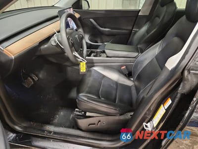 Zdjęcie 7 z 14 samochodu: 2021 TESLA MODEL Y VIN:5YJYGDEE0MF076562 - miniatura