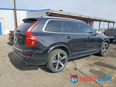 Trzecie zdjęcie samochodu z tyłu: 2016 VOLVO XC90 T6 VIN:YV4A22PMXG1058153 - miniatura